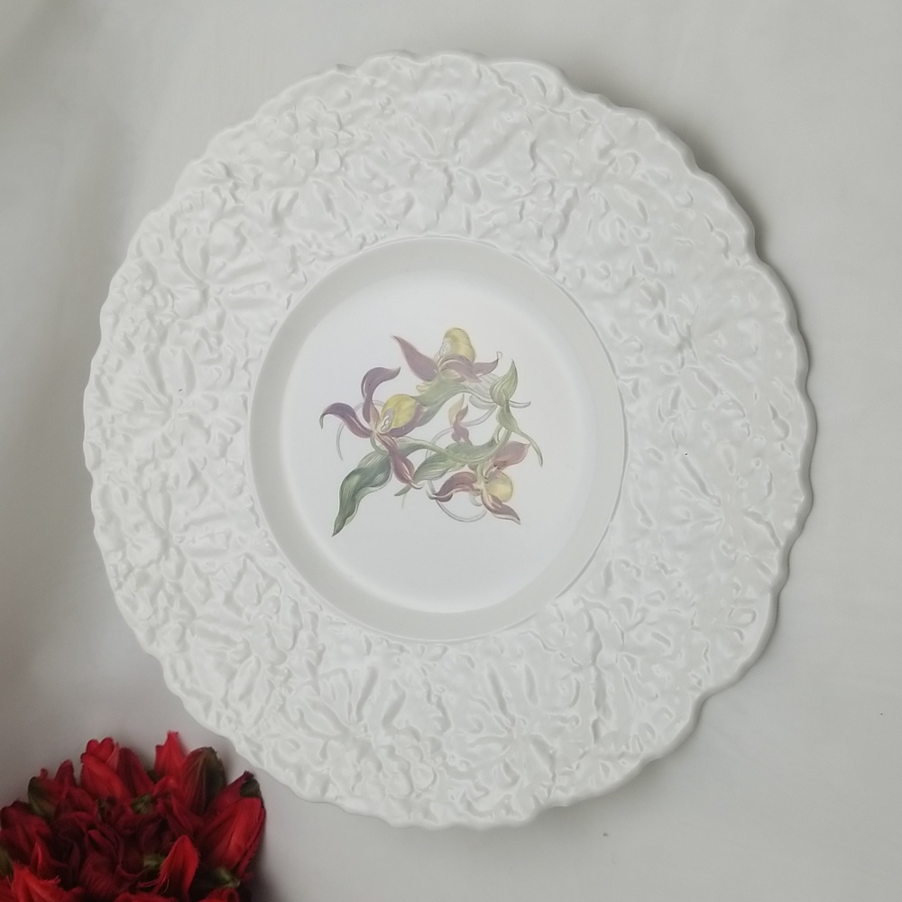 Royal Cauldon Woodstock Lady's Slipper Plate